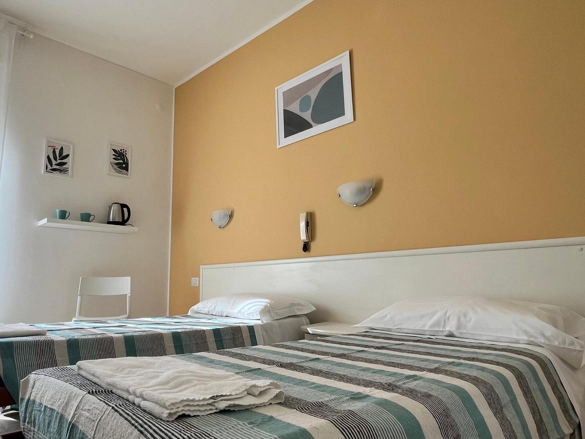 Hotel Parini Cesano Boscone Ngoại thất bức ảnh